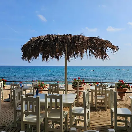 Unparalleled Sea View Апартаменты *