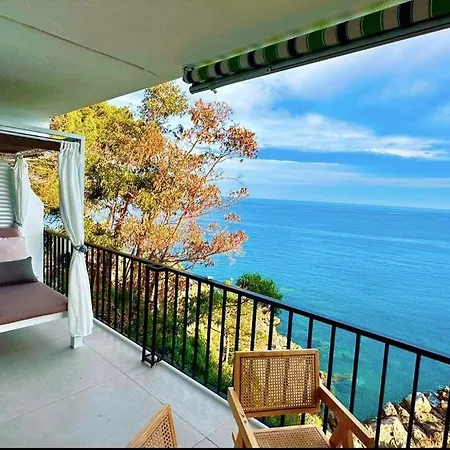 Апартаменты Unparalleled Sea View